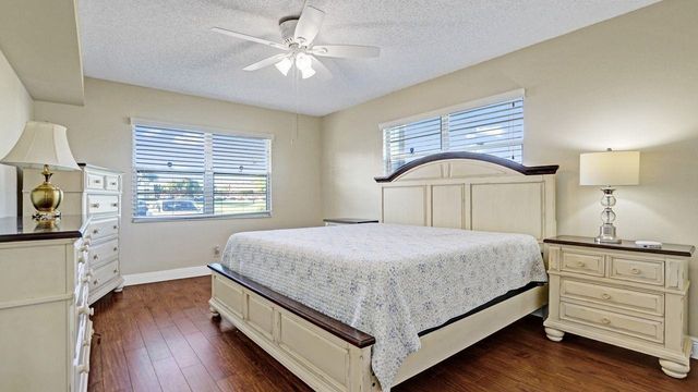 1036 Guildford B 1036, Boca Raton, FL 33434