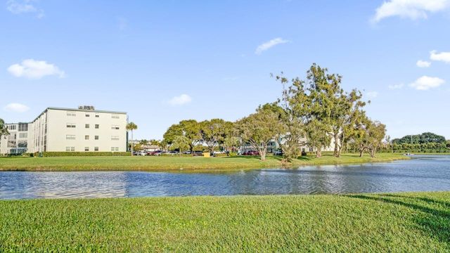 1036 Guildford B 1036, Boca Raton, FL 33434