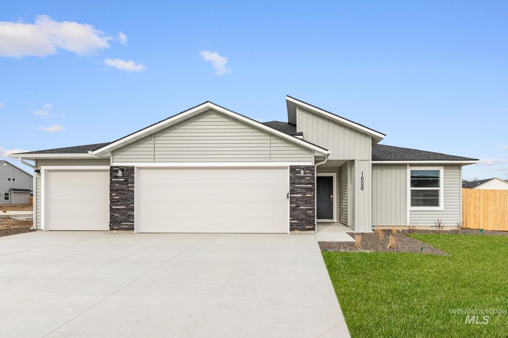 431 Aplomado Ct, Middleton, ID 83644