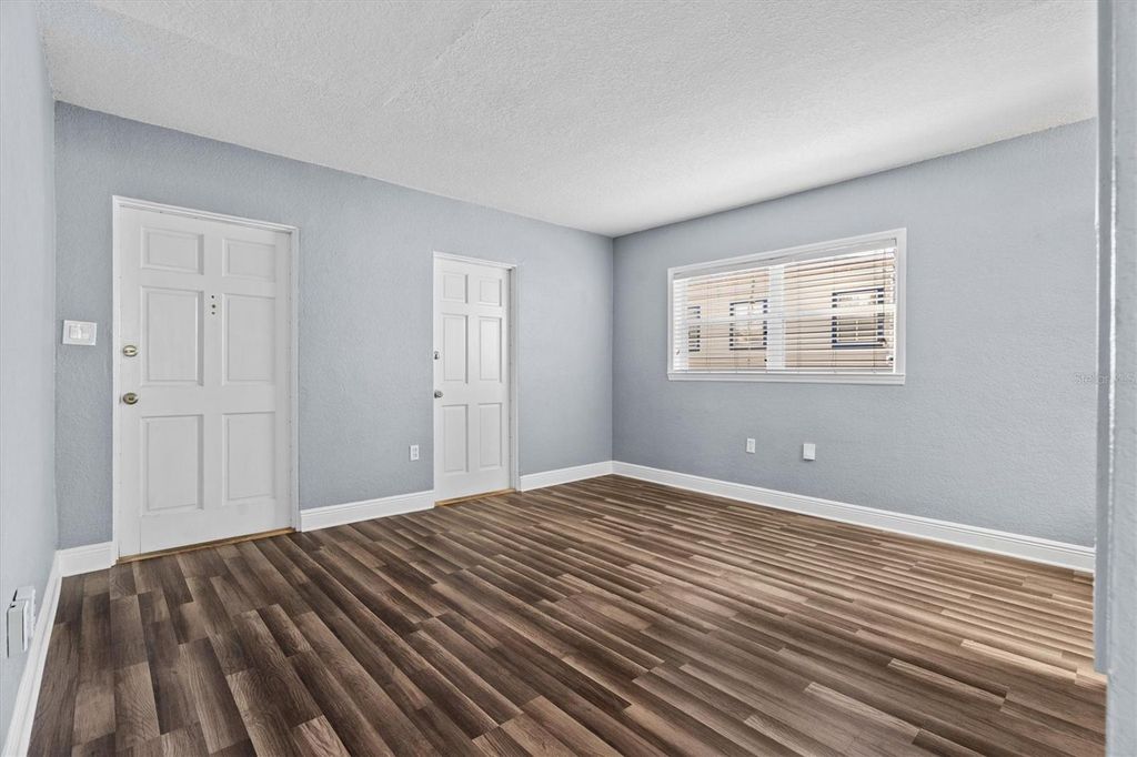 Image 13 of property listing at 225 E NEW HAMPSHIRE STREET 6, Orlando, FL 32804