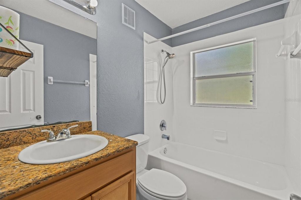 Image 14 of property listing at 225 E NEW HAMPSHIRE STREET 6, Orlando, FL 32804