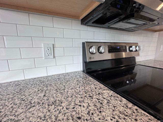 1261 W Hamilton N Road, Fort Wayne, IN 46814