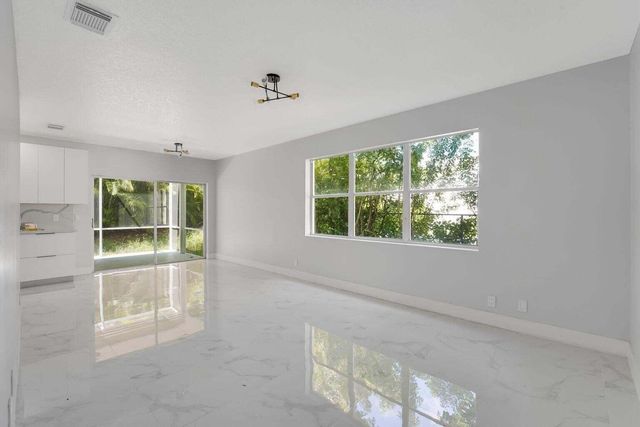 3740 Wilderness Way, Coral Springs, FL 33065