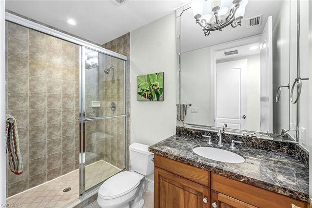 510 Avellino Isles Cir # 202, Naples, FL 34119