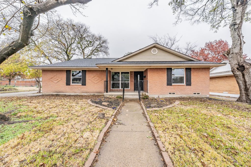 4518 Live Oak Drive, Mesquite, TX 75150