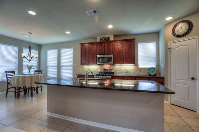 8106 Little Scarlet Street, Conroe, TX 77385
