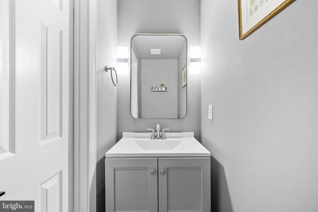 42963 TARA CT, Ashburn, VA 20147