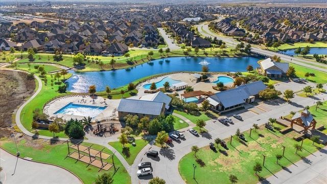 4135 Starlight Creek Drive, Celina, TX 75009