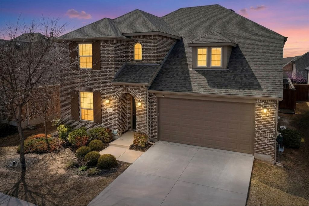 4135 Starlight Creek Drive, Celina, TX 75009