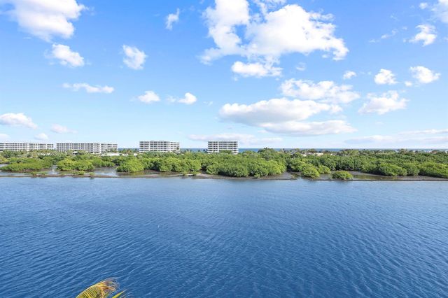 2155 Ibis Isle Road Ph 3, Palm Beach, FL 33480
