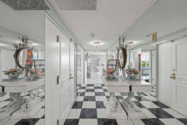 2155 Ibis Isle Road Ph 3, Palm Beach, FL 33480