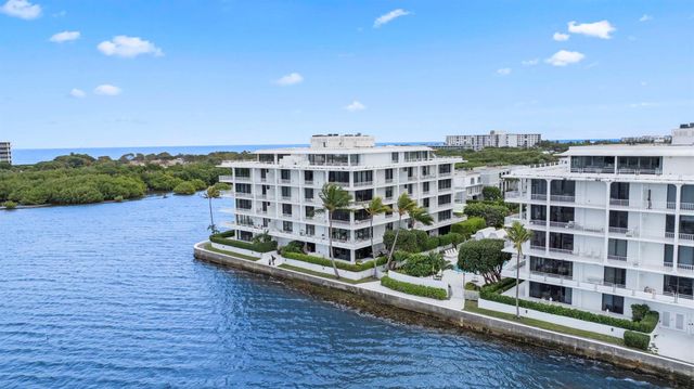 2155 Ibis Isle Road Ph 3, Palm Beach, FL 33480
