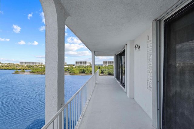 2155 Ibis Isle Road Ph 3, Palm Beach, FL 33480
