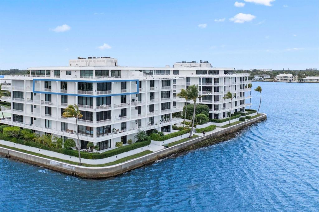 2155 Ibis Isle Road Ph 3, Palm Beach, FL 33480