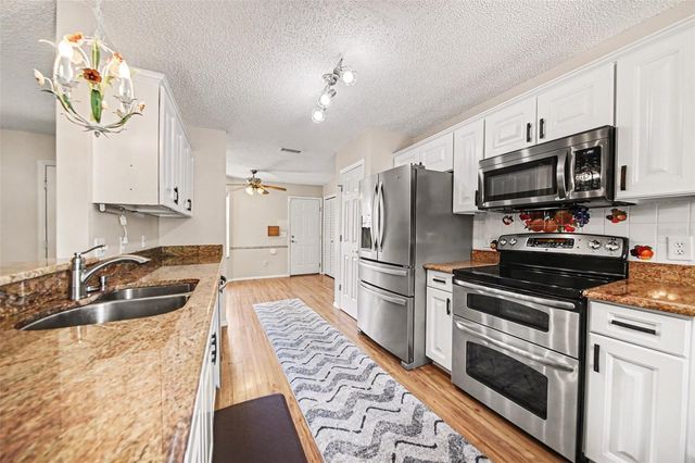 1239 CHAPARRAL DRIVE, Lady Lake, FL 32159