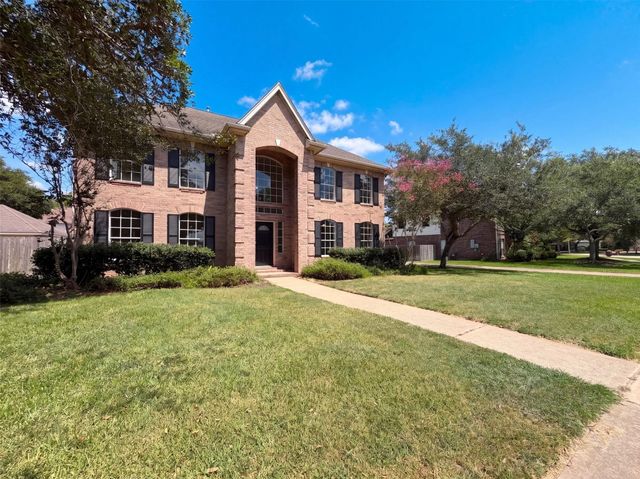 2854 Everett Drive, Friendswood, TX 77546