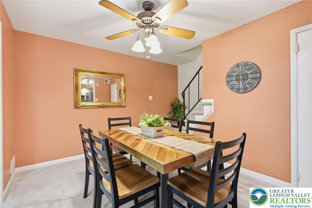 2668 Rolling Green Place, Lower Macungie Twp, PA 18062