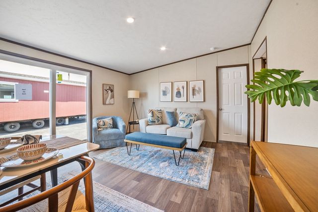 285 Cumberland Trail, Runaway Bay, TX 76426