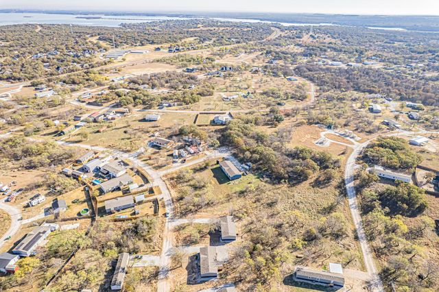 285 Cumberland Trail, Runaway Bay, TX 76426