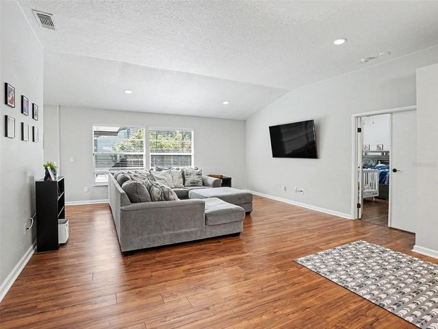 1251 RAVIDA WOODS DRIVE, Apopka, FL 32703