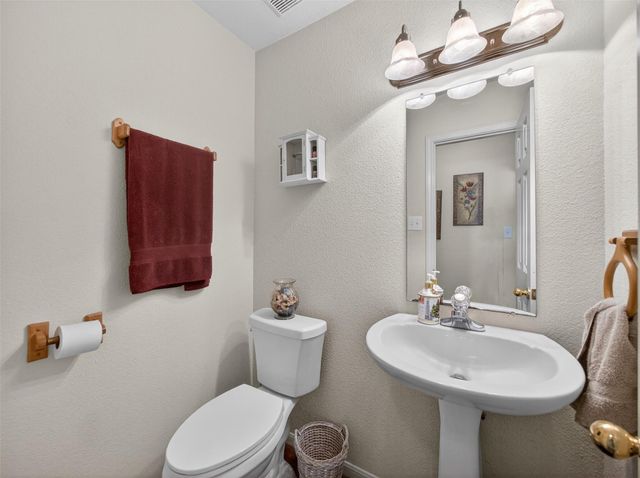 1281 Private Road 7037, Lexington, TX 78947