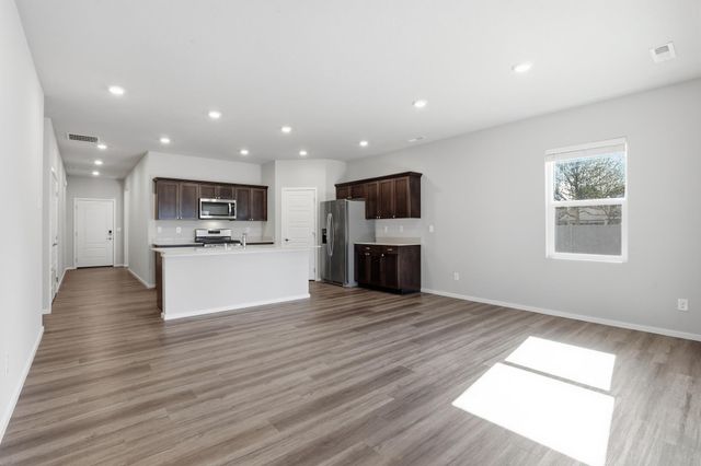 5914 W Georgetown Ln, Spokane, WA 99208