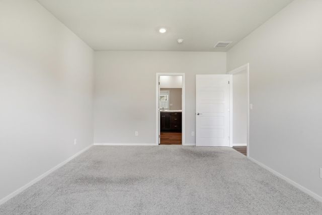 5914 W Georgetown Ln, Spokane, WA 99208