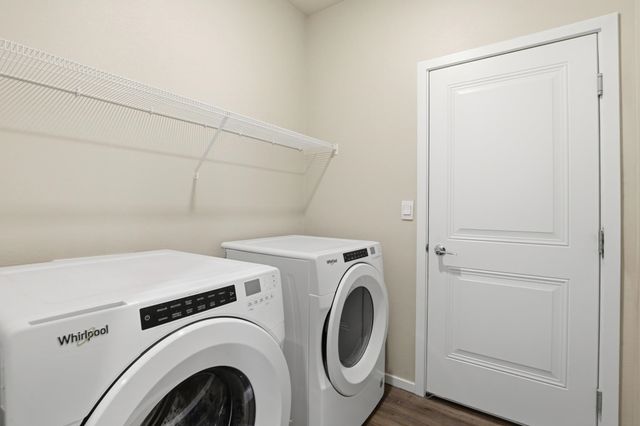 5914 W Georgetown Ln, Spokane, WA 99208