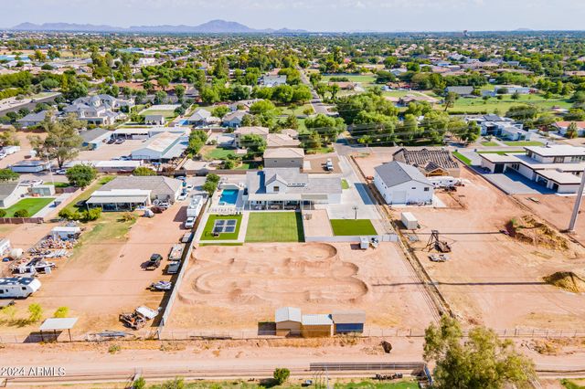 15908 E VAUGHN Avenue, Gilbert, AZ 85234