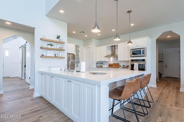 15908 E VAUGHN Avenue, Gilbert, AZ 85234