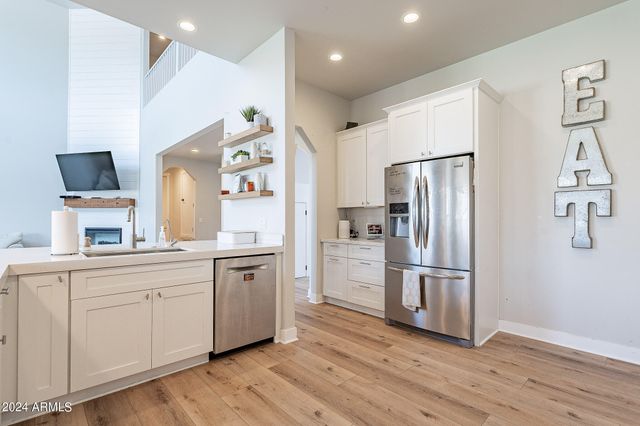 15908 E VAUGHN Avenue, Gilbert, AZ 85234