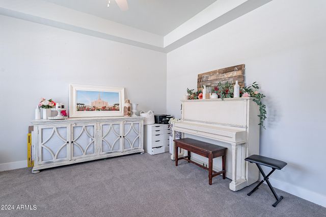 15908 E VAUGHN Avenue, Gilbert, AZ 85234