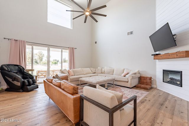 15908 E VAUGHN Avenue, Gilbert, AZ 85234