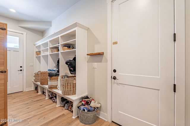 15908 E VAUGHN Avenue, Gilbert, AZ 85234