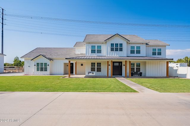 15908 E VAUGHN Avenue, Gilbert, AZ 85234