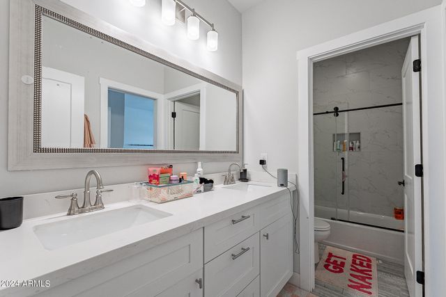 15908 E VAUGHN Avenue, Gilbert, AZ 85234