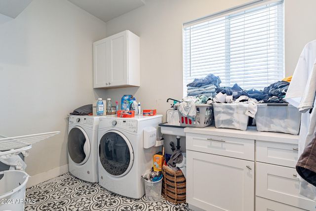 15908 E VAUGHN Avenue, Gilbert, AZ 85234