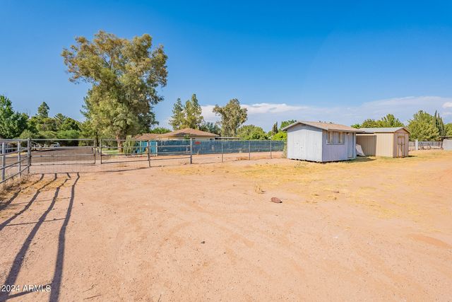 15908 E VAUGHN Avenue, Gilbert, AZ 85234
