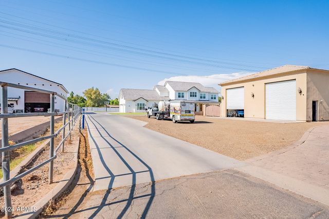 15908 E VAUGHN Avenue, Gilbert, AZ 85234