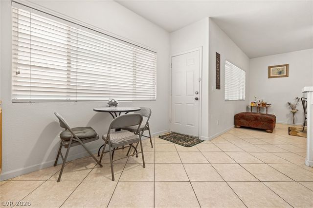 8747 Martinique Bay Lane, Las Vegas, NV 89147