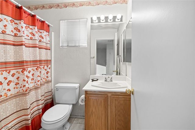 8747 Martinique Bay Lane, Las Vegas, NV 89147