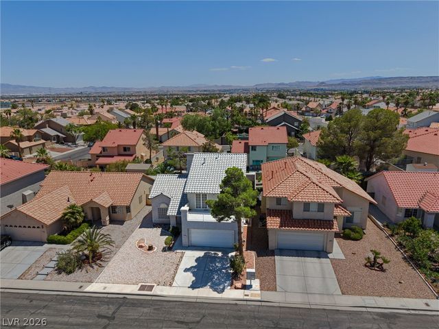 8747 Martinique Bay Lane, Las Vegas, NV 89147
