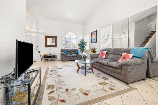 8747 Martinique Bay Lane, Las Vegas, NV 89147
