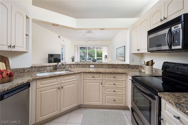 7049 Barrington CIR 101, Naples, FL 34108