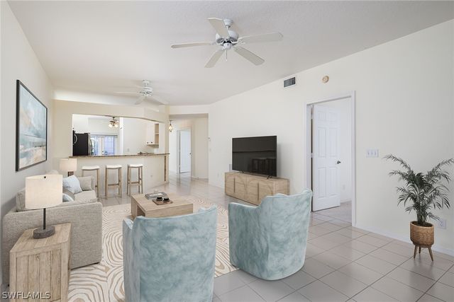 7049 Barrington CIR 101, Naples, FL 34108