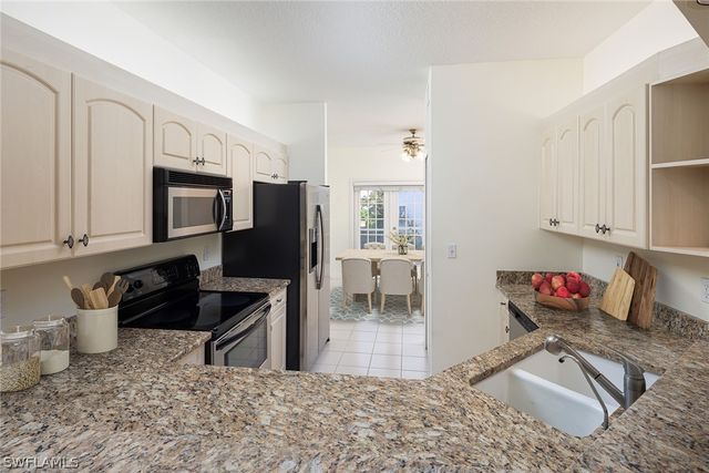 7049 Barrington CIR 101, Naples, FL 34108