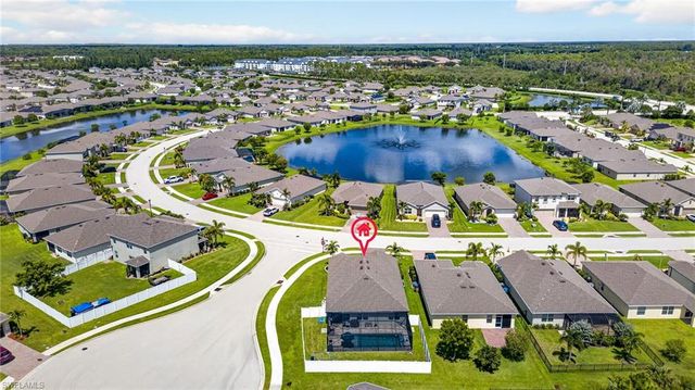 3172 Estancia LN, Cape Coral, FL 33909