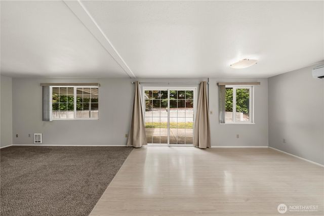 6813 162nd Street Ct E, Puyallup, WA 98375