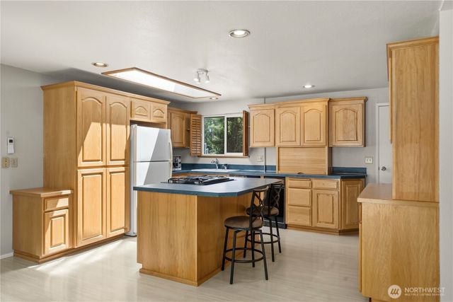 6813 162nd Street Ct E, Puyallup, WA 98375