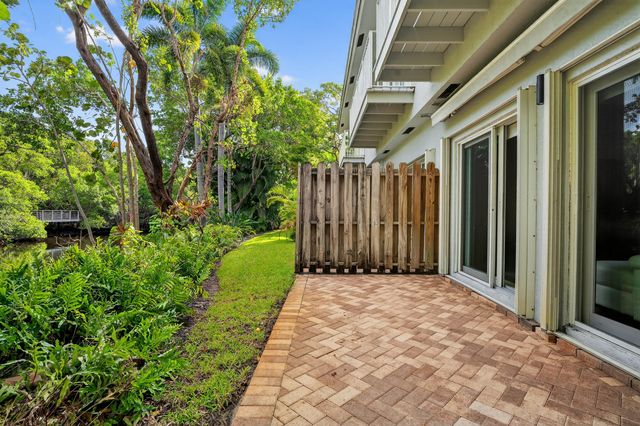 1777 NE 4th Avenue B3, Fort Lauderdale, FL 33305